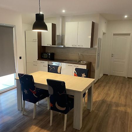Apartmani Bm ビオグラード・ナ・モル エクステリア 写真