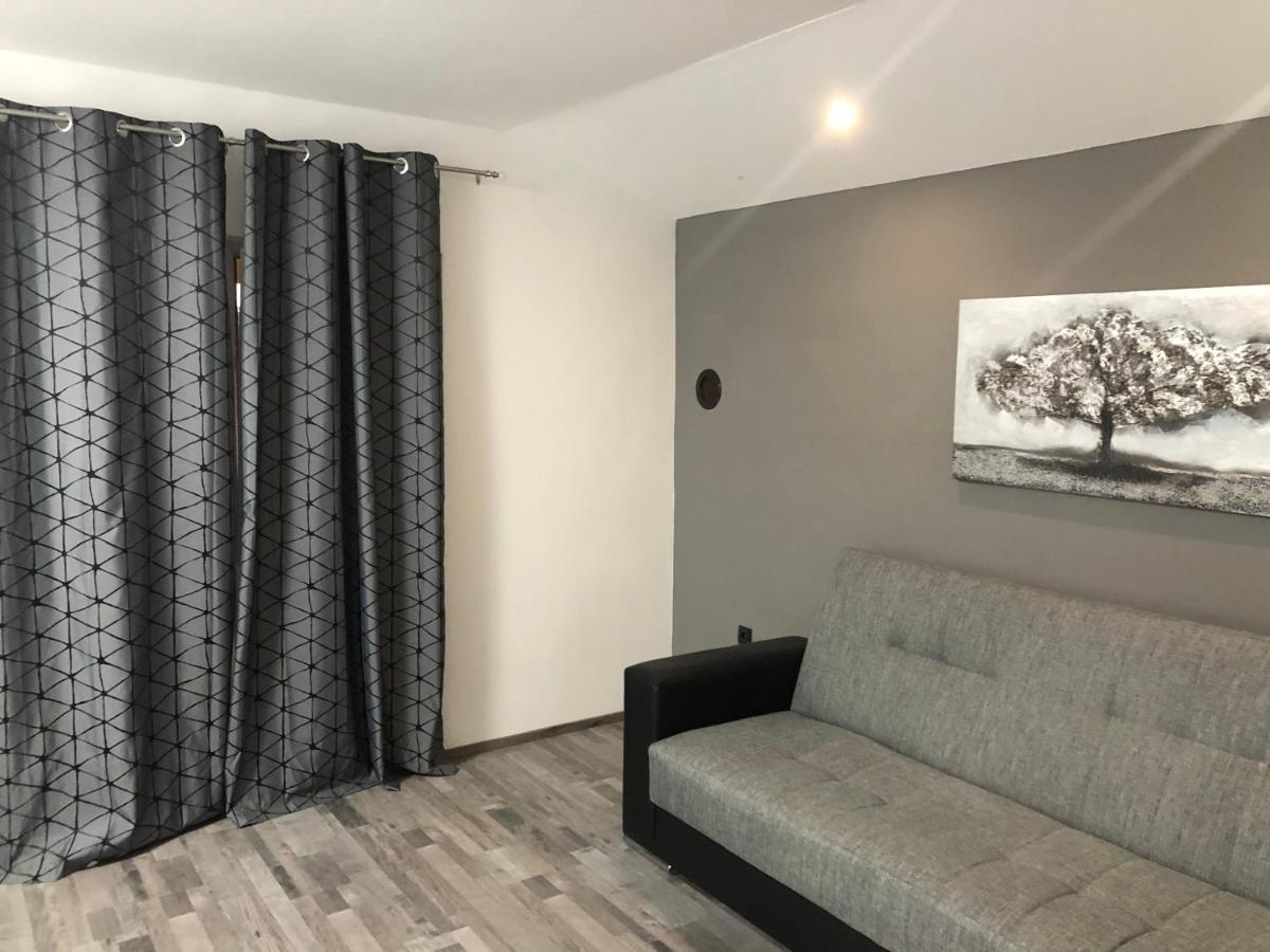 Apartmani Bm ビオグラード・ナ・モル エクステリア 写真