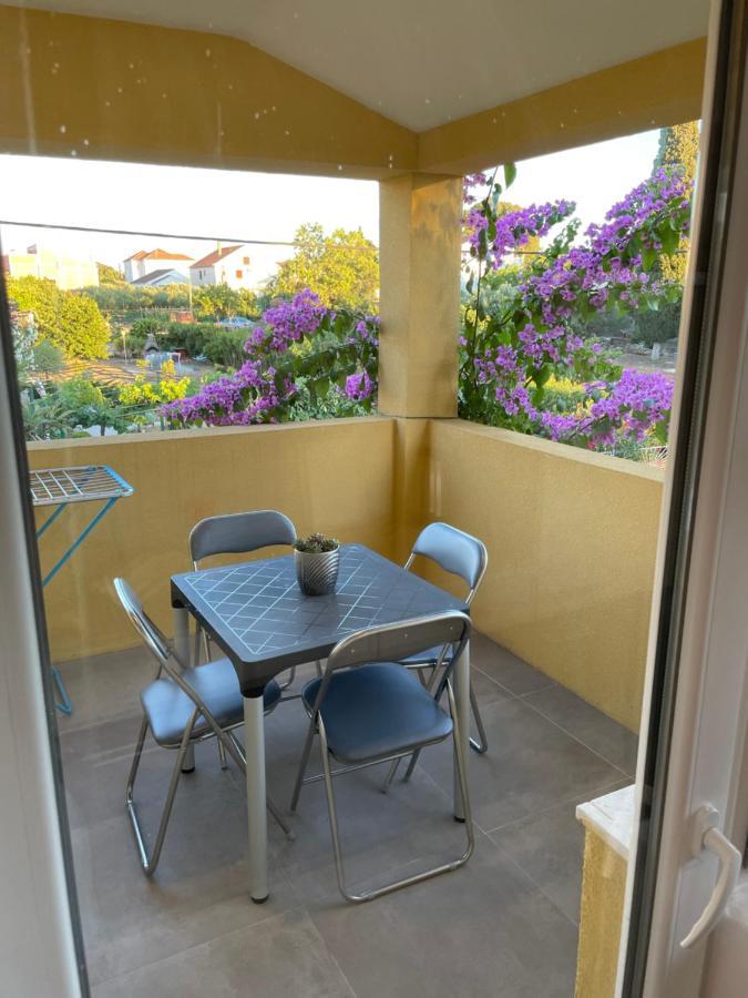 Apartmani Bm ビオグラード・ナ・モル エクステリア 写真