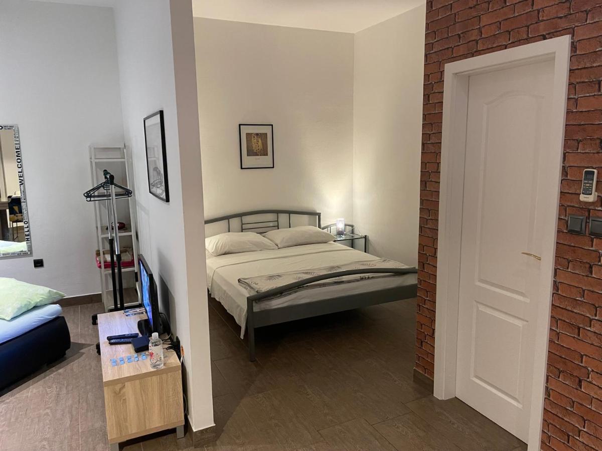 Apartmani Bm ビオグラード・ナ・モル エクステリア 写真
