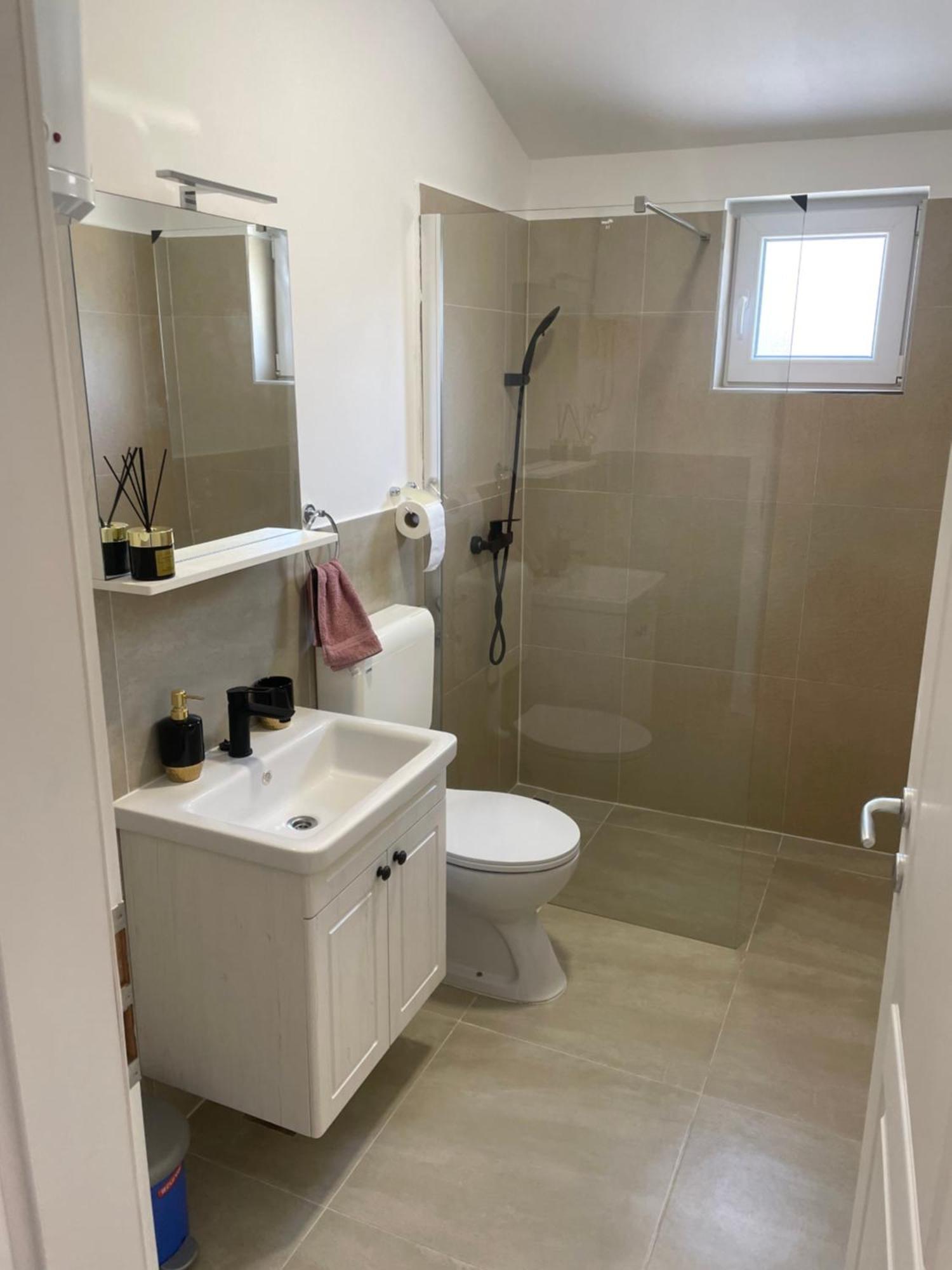 Apartmani Bm ビオグラード・ナ・モル エクステリア 写真